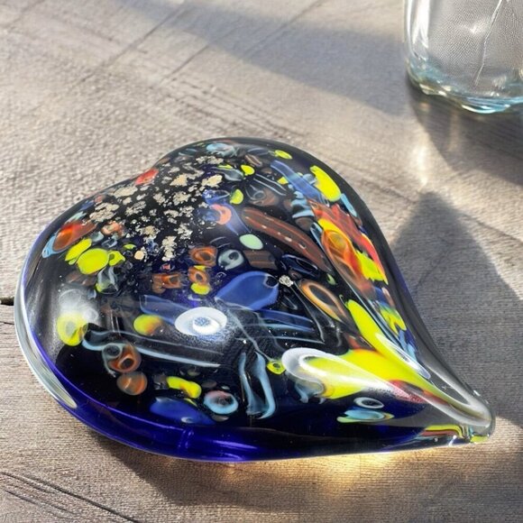 Venetian Art Glass Heart Shaped Paperweight Glass Multicolor Millefiori Spots - Picture 1 of 11